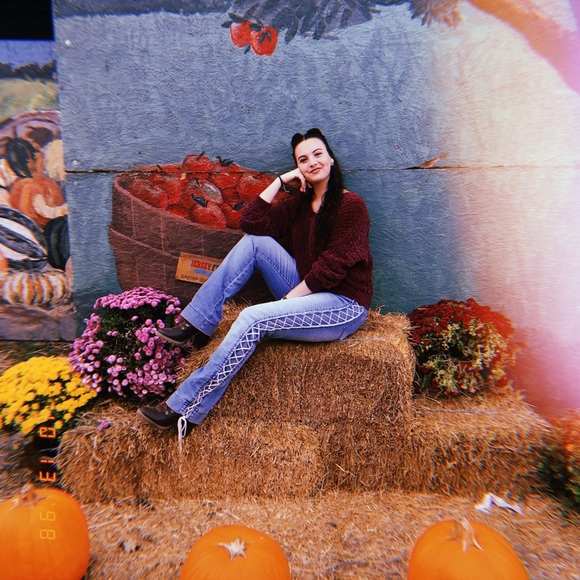 Meet your Posher, Alexandria - Picture 2 of 2